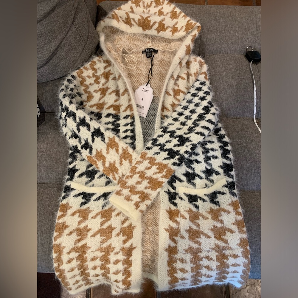 Love & Other Things cream and brown cardigan NWT size S